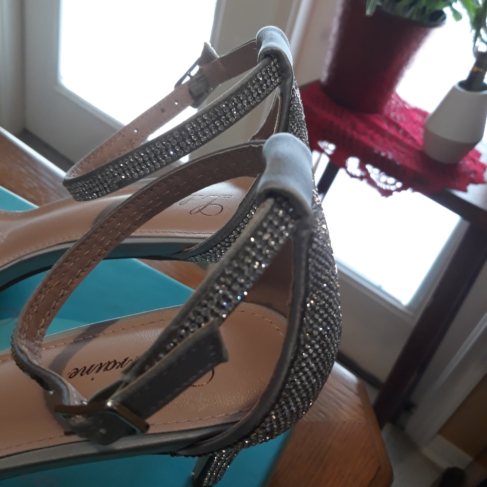 L lorraine Rhyme Stone heels - Picture 4 of 6
